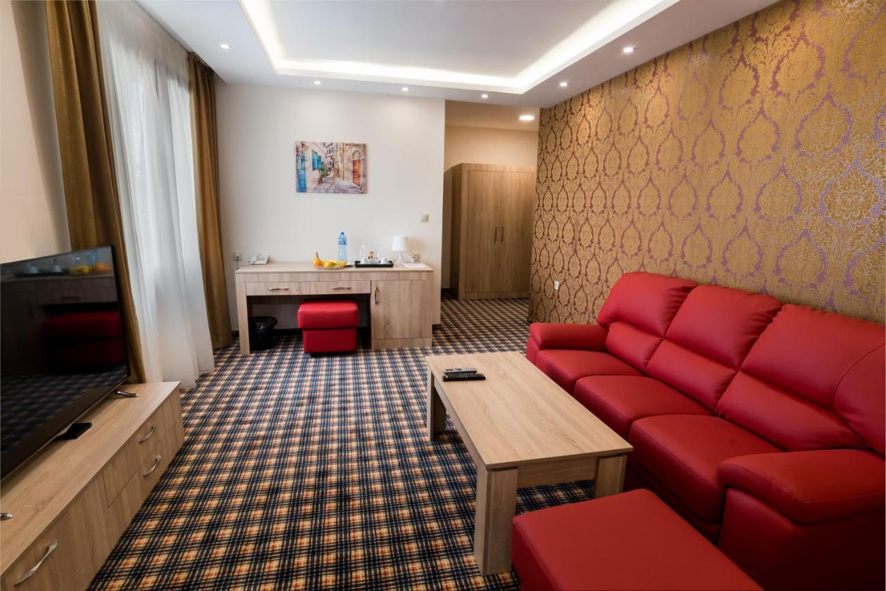 דימיטרובגרד Spa Kompleks Raiski Kat מראה חיצוני תמונה